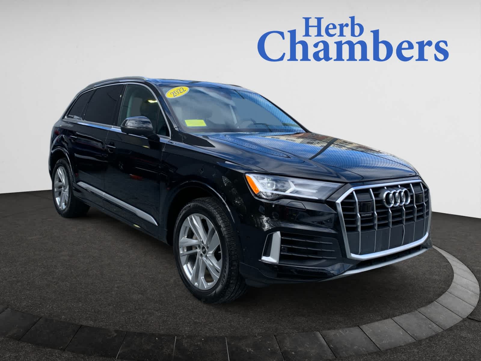 2022 Audi Q7 Premium Plus's photo