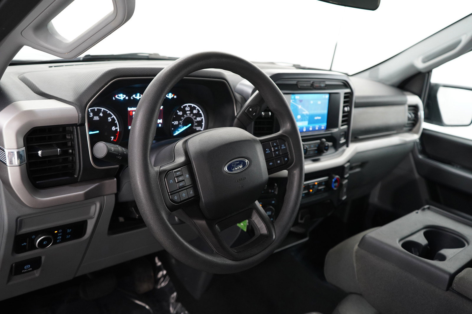 2023 Ford F-150 XL photo 18