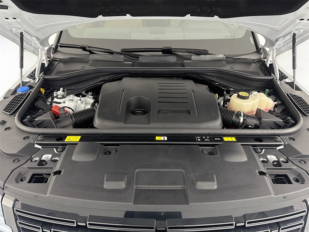 2025 Land Rover Range Rover Sport P460e Dynamic SE photo 25