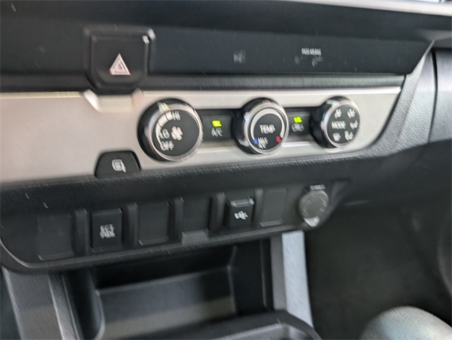 2022 Toyota Tacoma SR photo 19