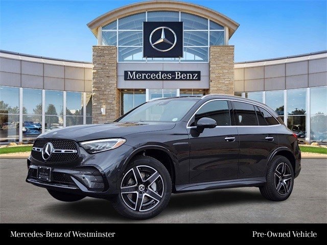 2025 Mercedes-Benz GLC Base's photo