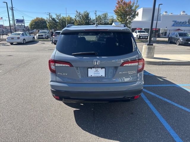 2022 Honda Pilot Black Edition photo 4