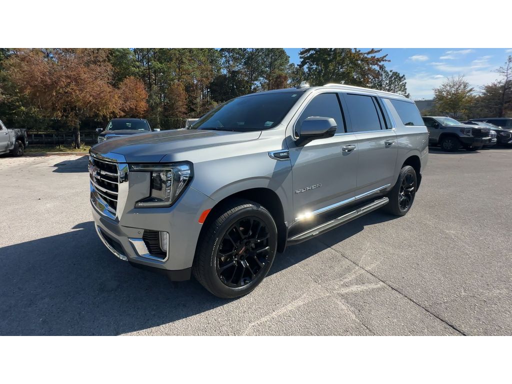 2023 Gmc Yukon XL SLT photo 4
