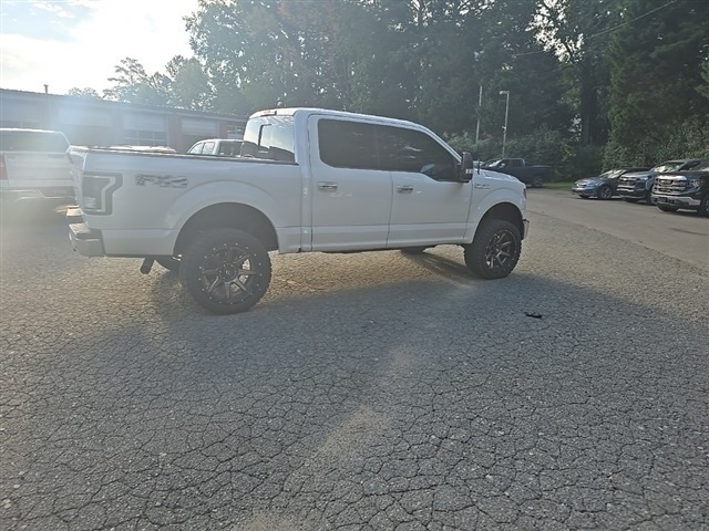 2016 Ford F-150 XLT photo 4
