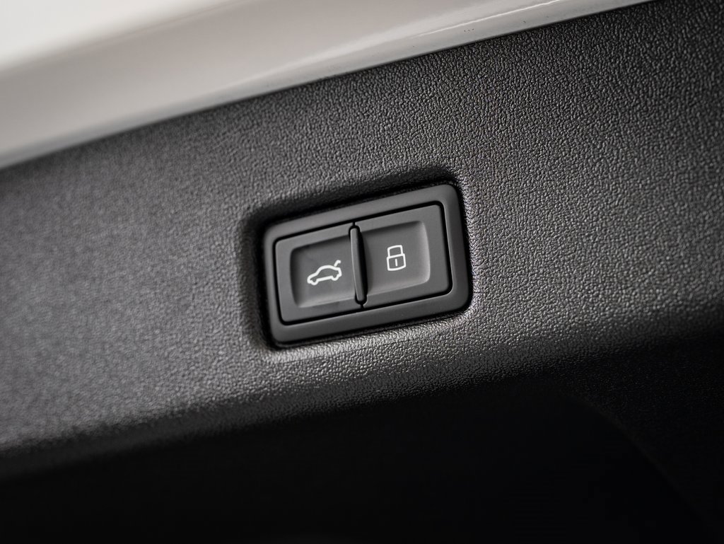 2025 Audi Q5 2.0T Premium Plus photo 16