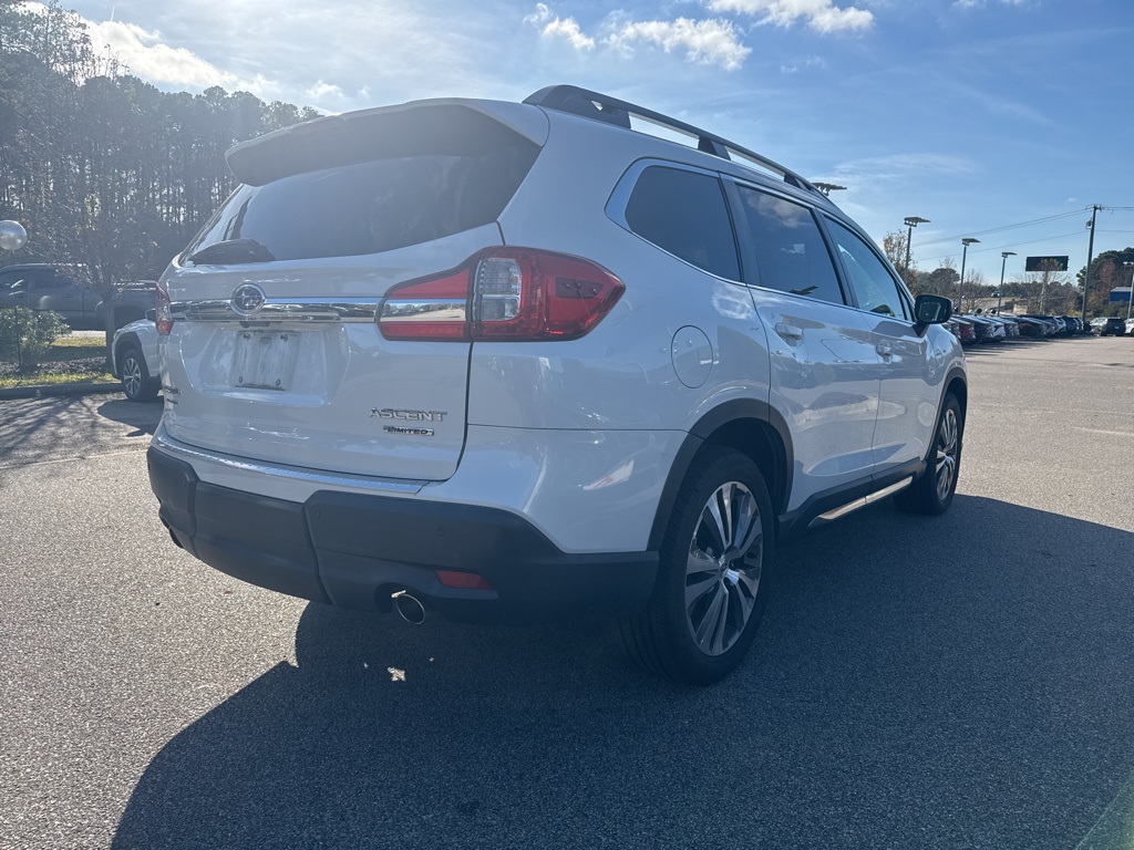 2021 Subaru Ascent Limited photo 3