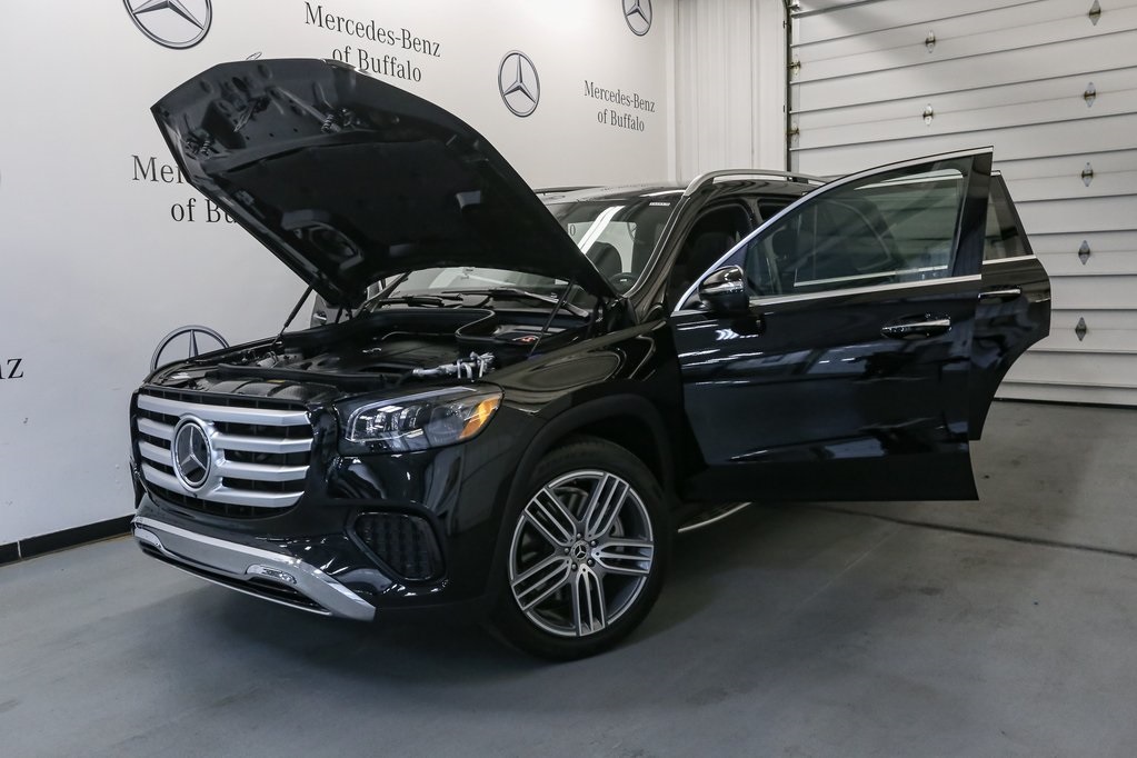 2025 Mercedes Benz GLS 450 4MATIC photo 14