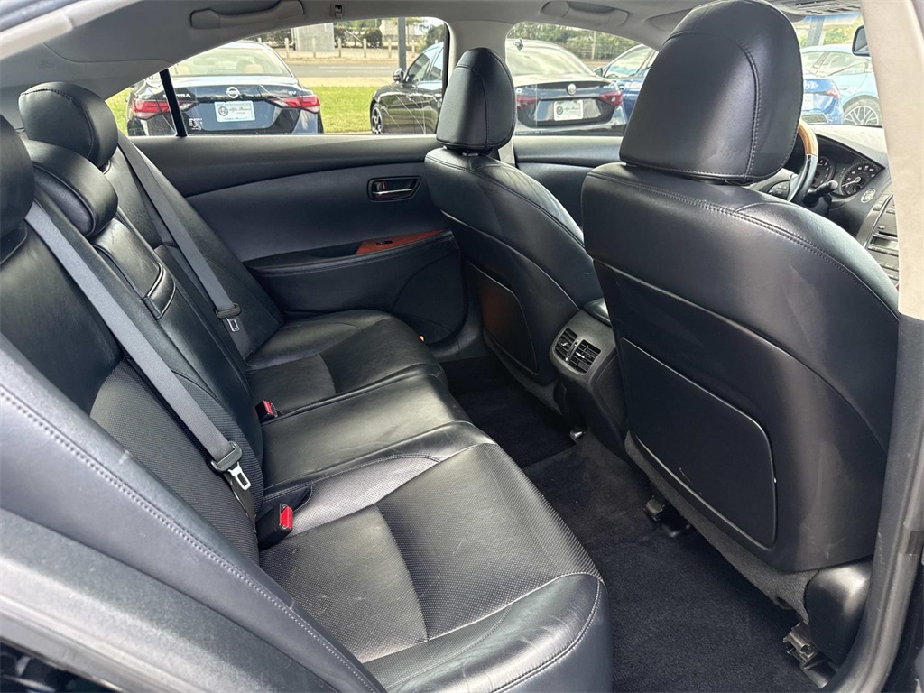 2007 Lexus ES 350 photo 16
