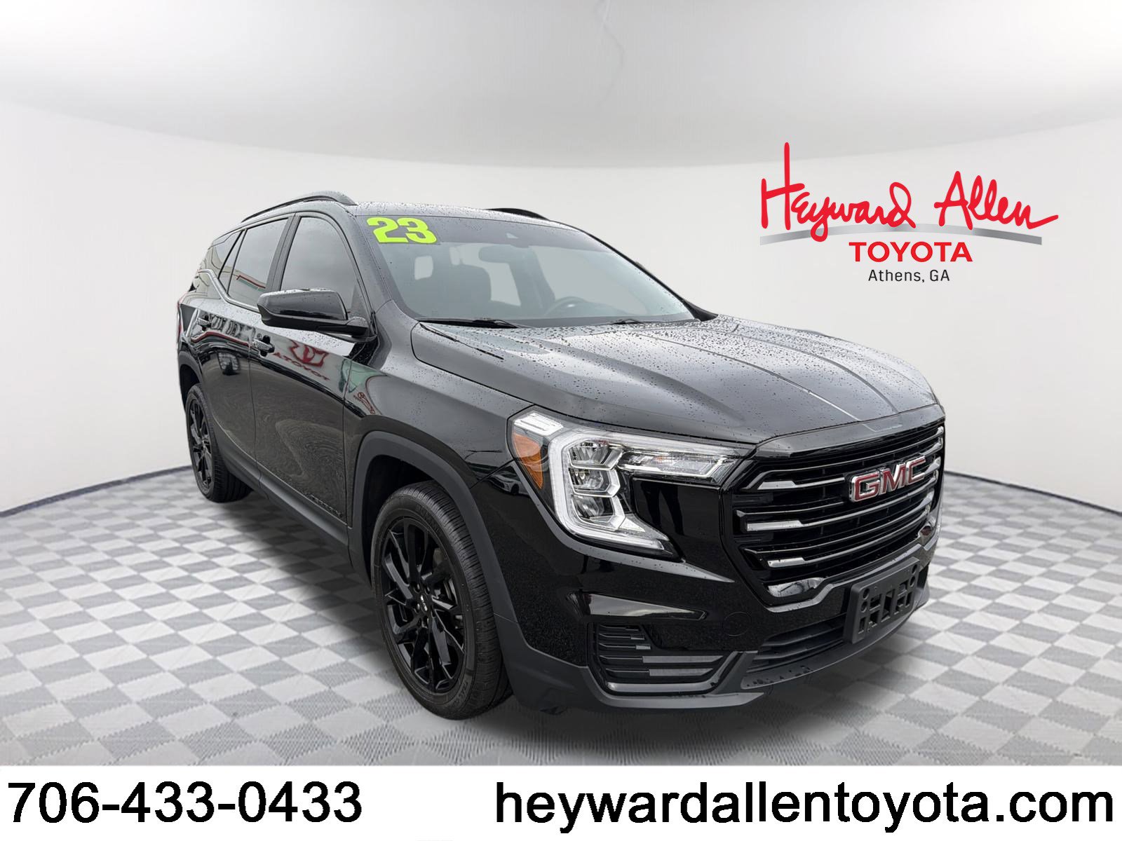 2023 GMC Terrain SLE's photo