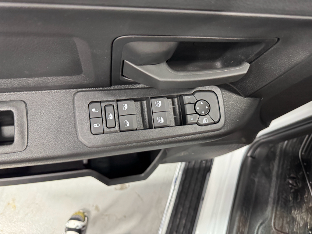 2025 Ram 4500 Tradesman photo 18