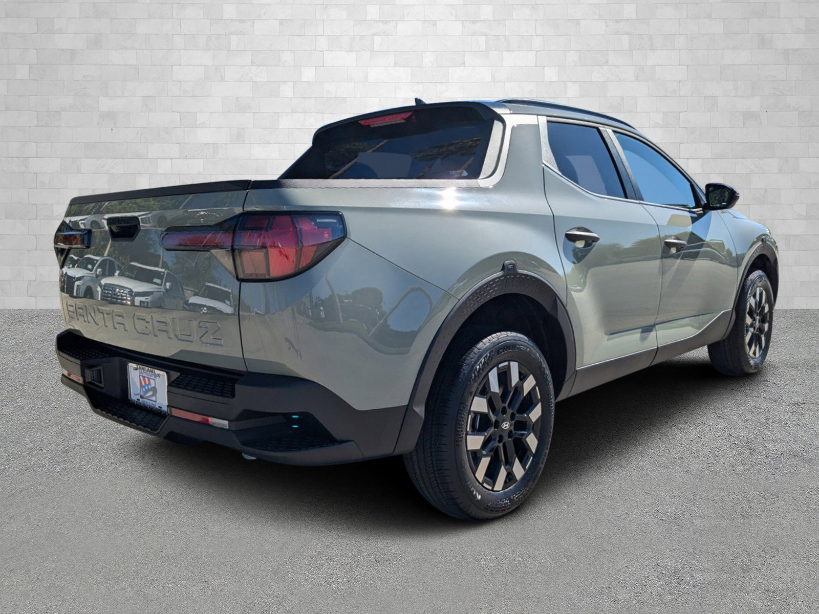 2025 Hyundai Santa Cruz SEL photo 2