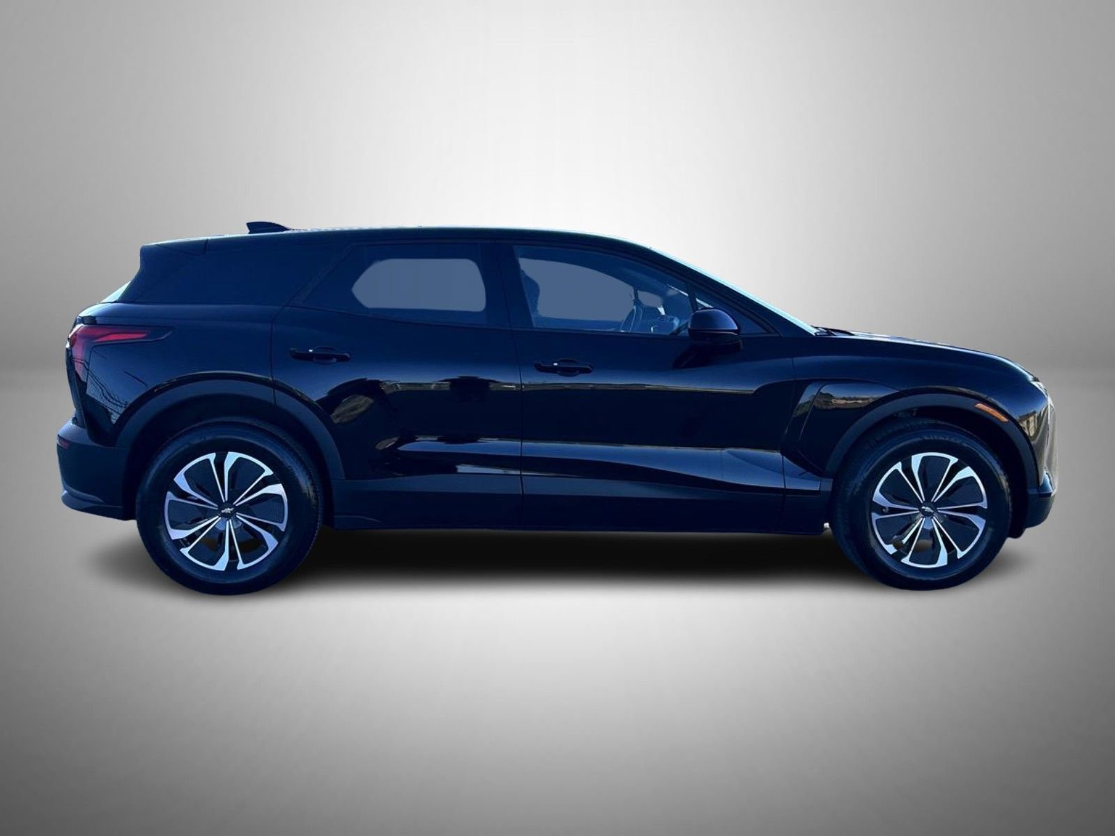 2026 Chevrolet Blazer EV photo 4