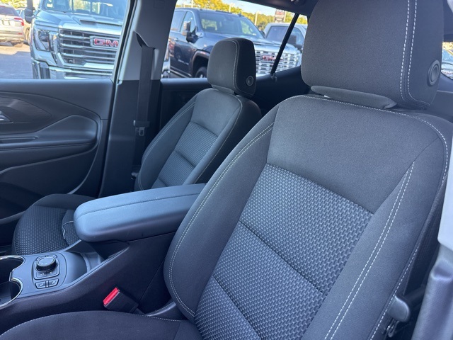 2023 Gmc Terrain SLE photo 11