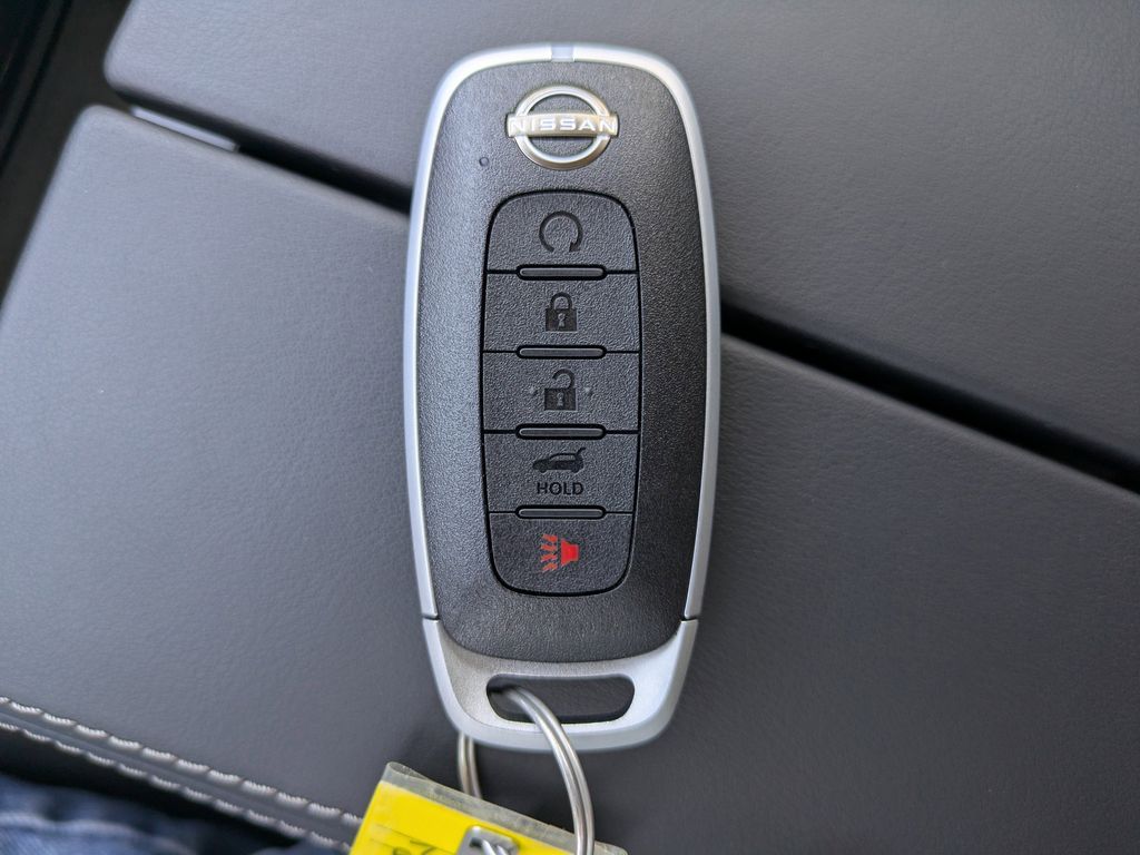 2026 Nissan Rogue SV photo 25