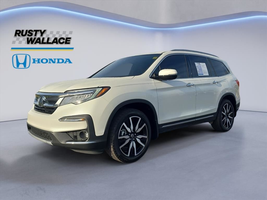 2021 Honda Pilot Elite's photo