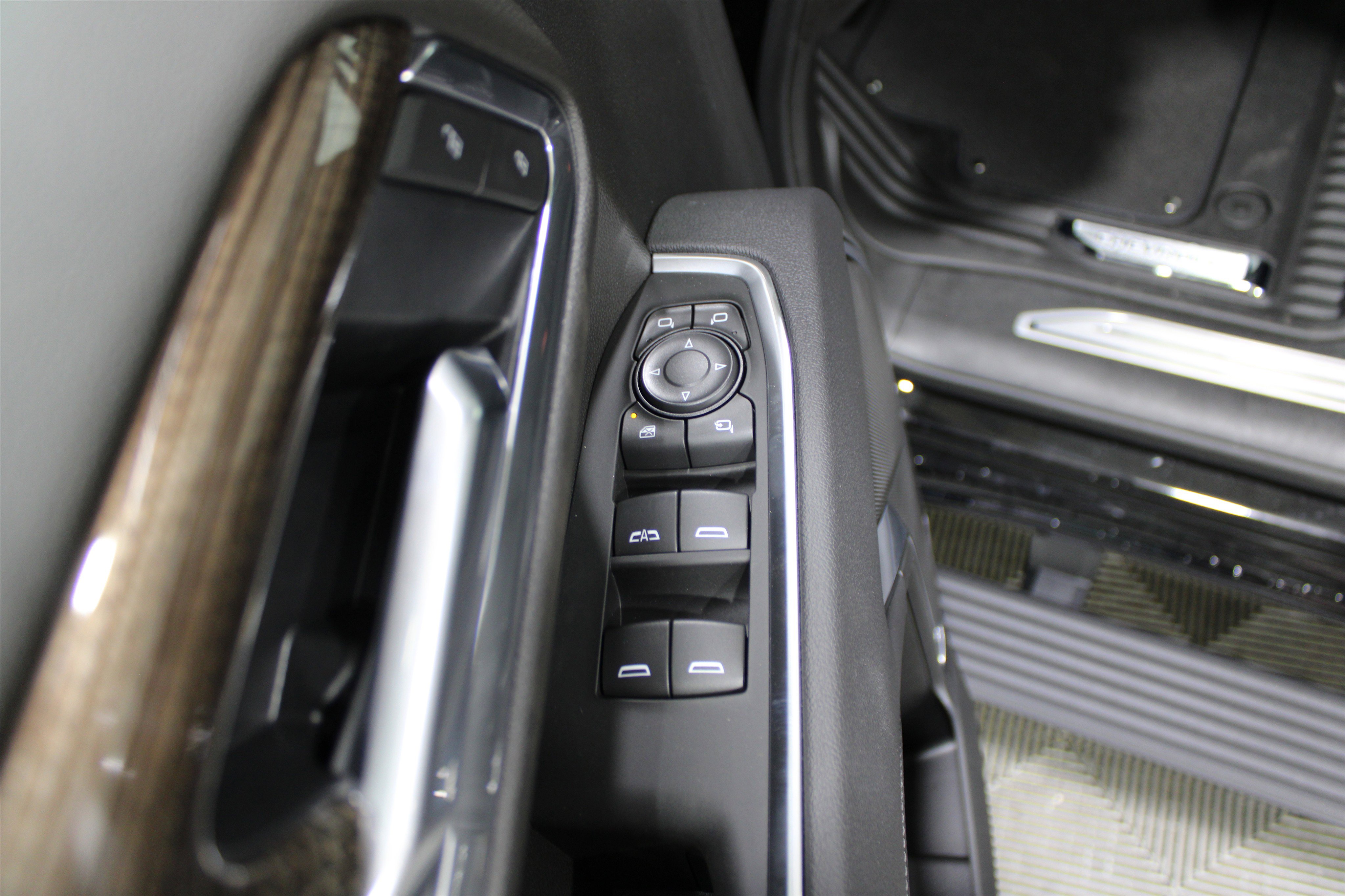 2025 Chevrolet Silverado 2500HD LT photo 5