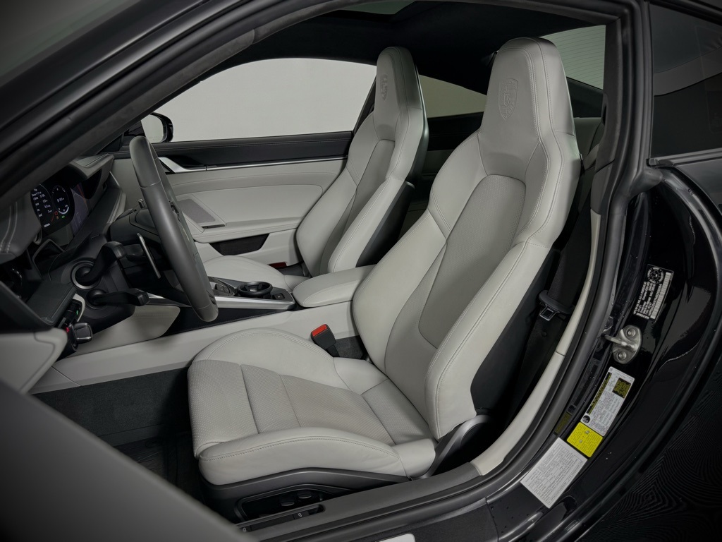 2021 Porsche 911 Turbo photo 5
