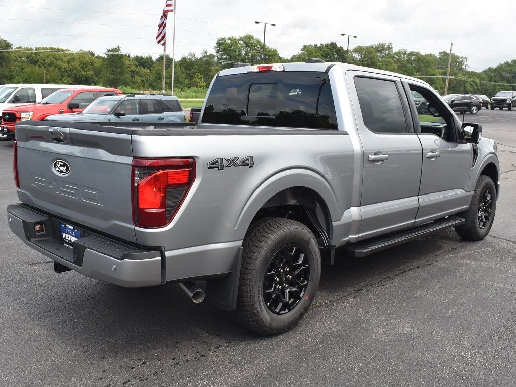 2025 Ford F-150 XLT photo 12