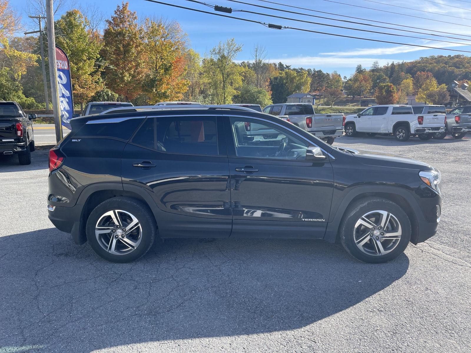 2020 Gmc Terrain SLT photo 2