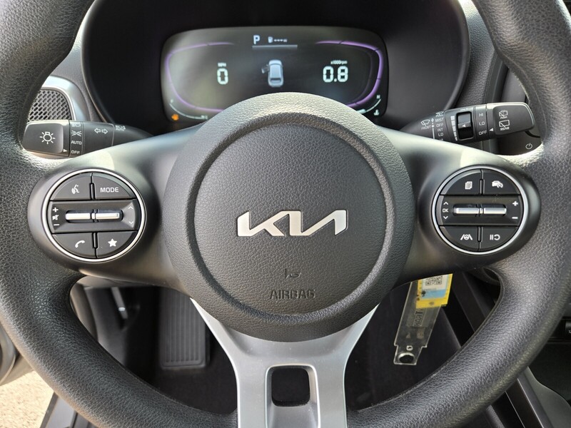 2023 Kia Soul LX photo 22