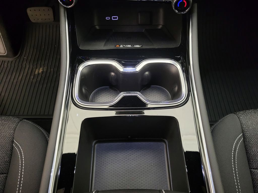 2026 Chevrolet Traverse photo 28