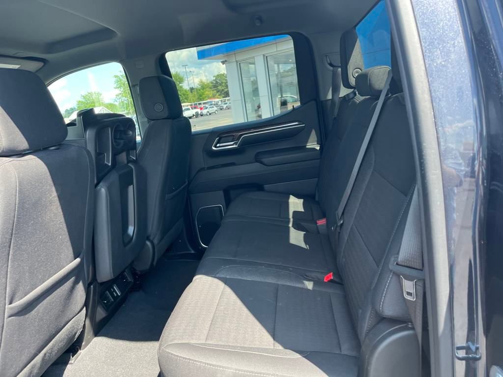 2024 Chevrolet Silverado 1500 LT photo 22