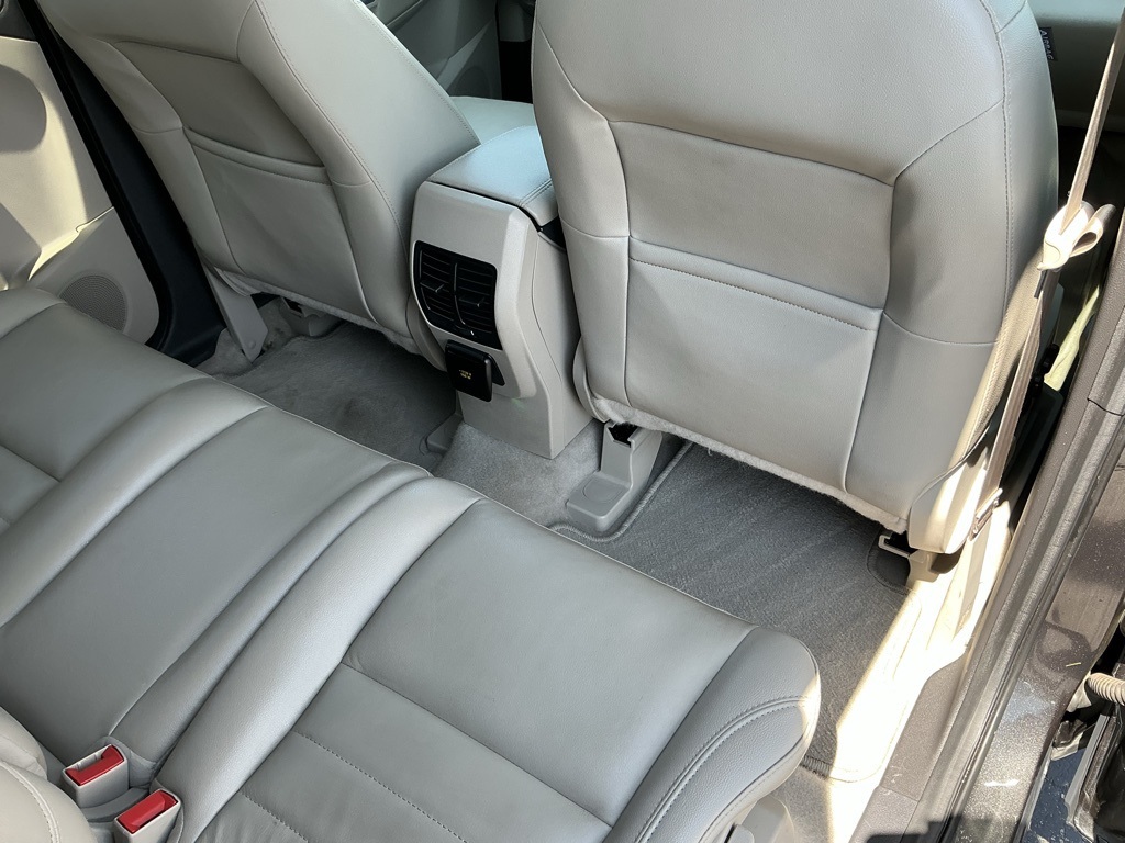2015 Ford Escape Titanium photo 33