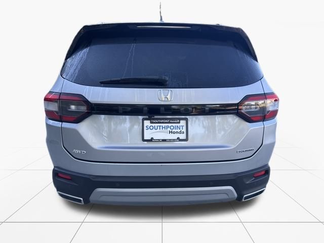 2025 Honda Pilot Touring photo 4