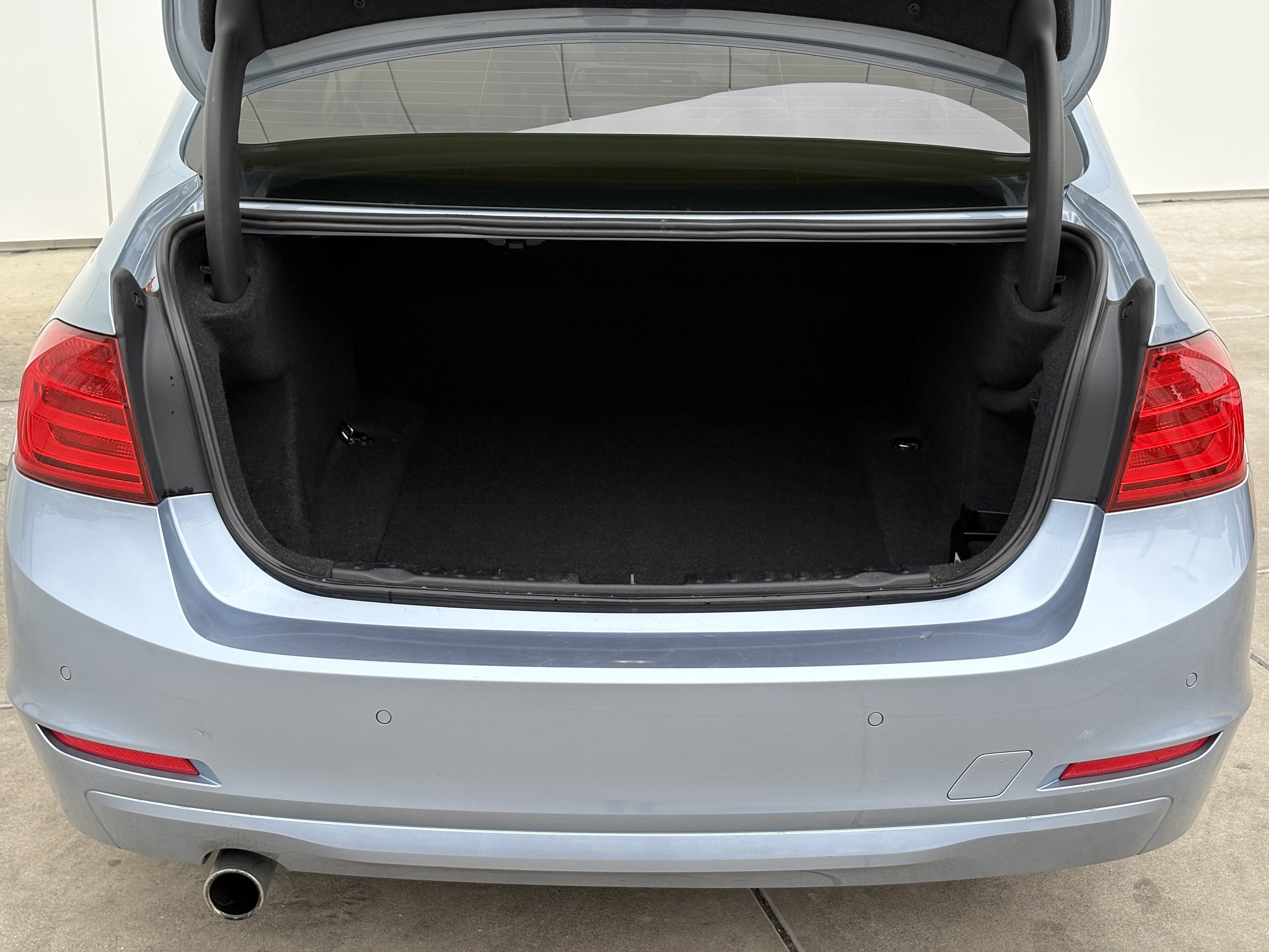 2014 Bmw 320i SA photo 9