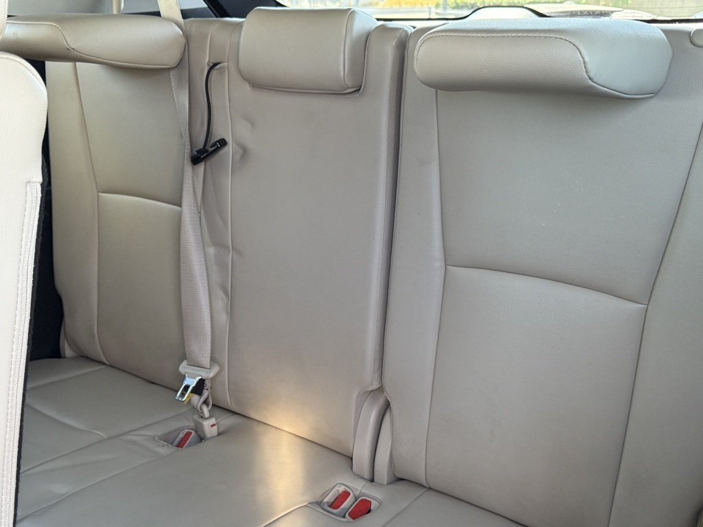 2022 Toyota Highlander XLE photo 29