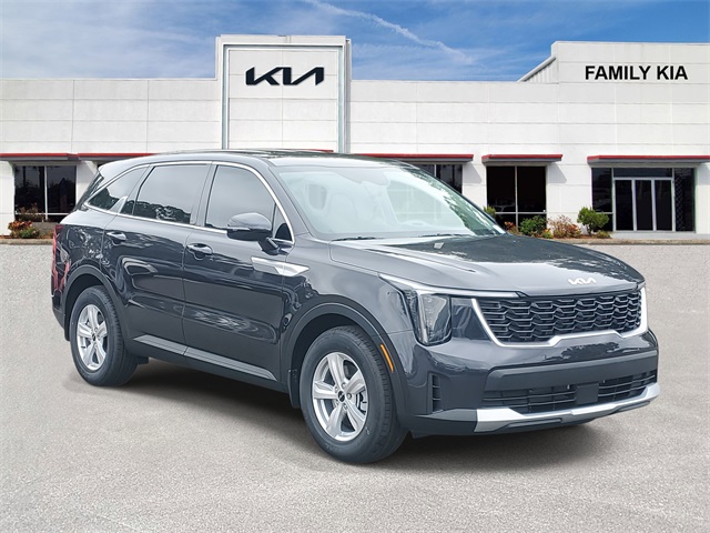 2026 Kia Sorento LX's photo