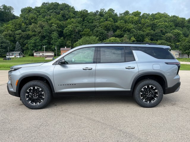 2026 Chevrolet Traverse Z71 photo 9