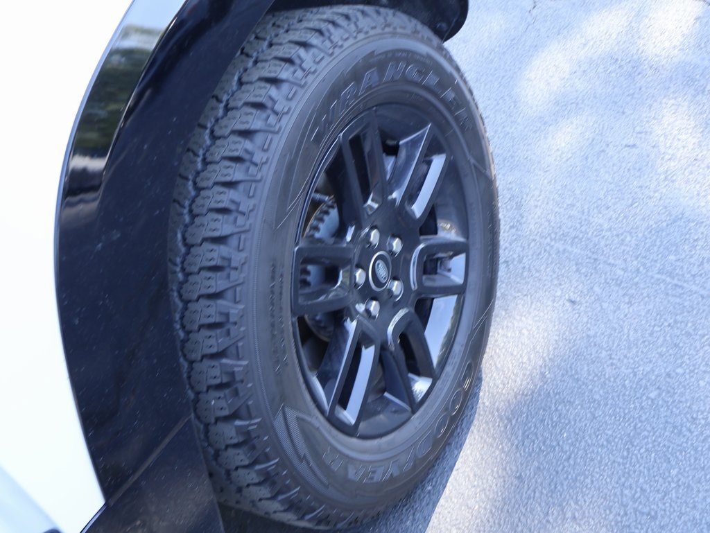 2022 Land Rover Defender 90 X-Dynamic S photo 34