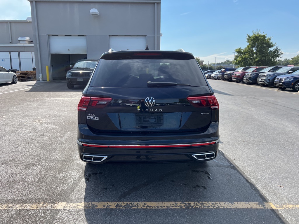2022 Volkswagen Tiguan SEL Premium R-Line photo 5