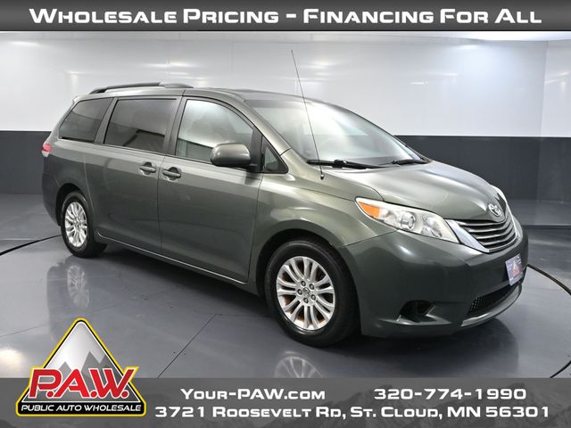 2014 Toyota Sienna XLE