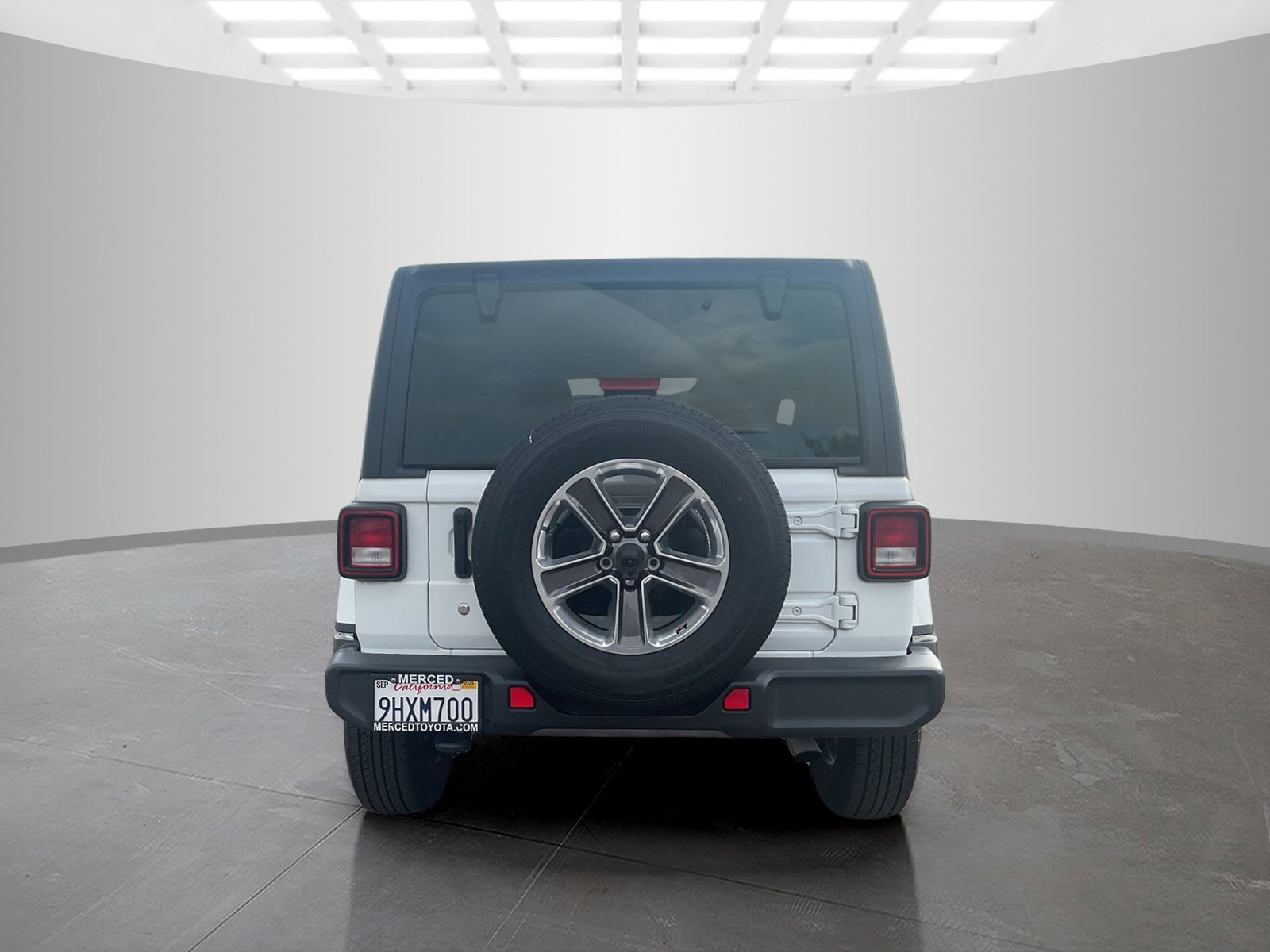 2020 Jeep Wrangler Unlimited Sahara photo 4