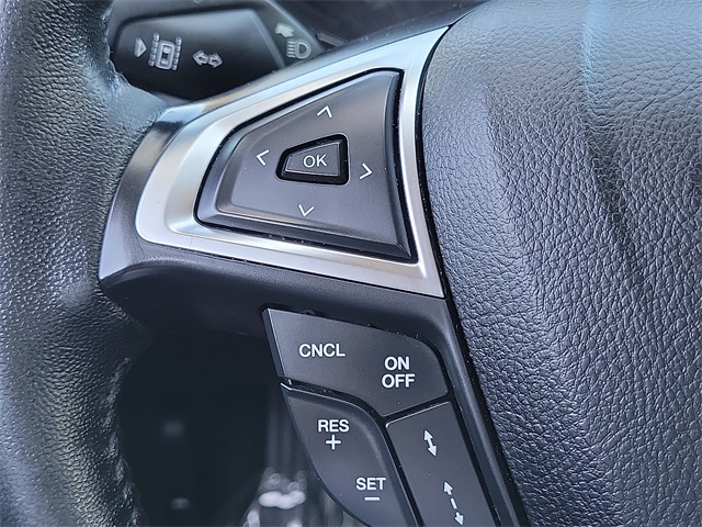 2020 Ford Fusion Hybrid SEL photo 8