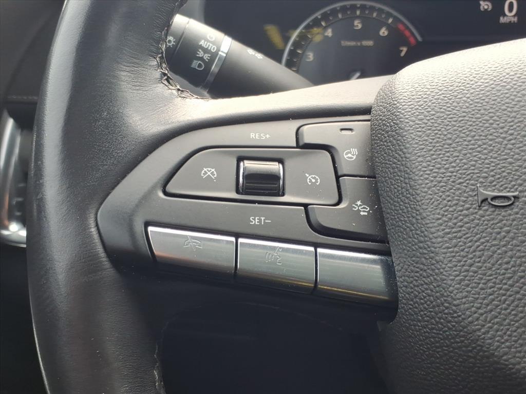 2022 Cadillac XT4 Premium Luxury photo 2