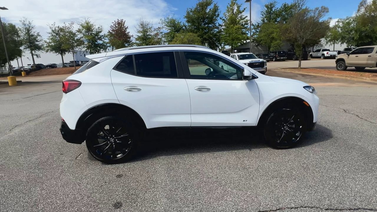 2026 Buick Encore GX Sport Touring photo 9