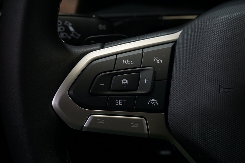 2025 Volkswagen Atlas SE photo 26