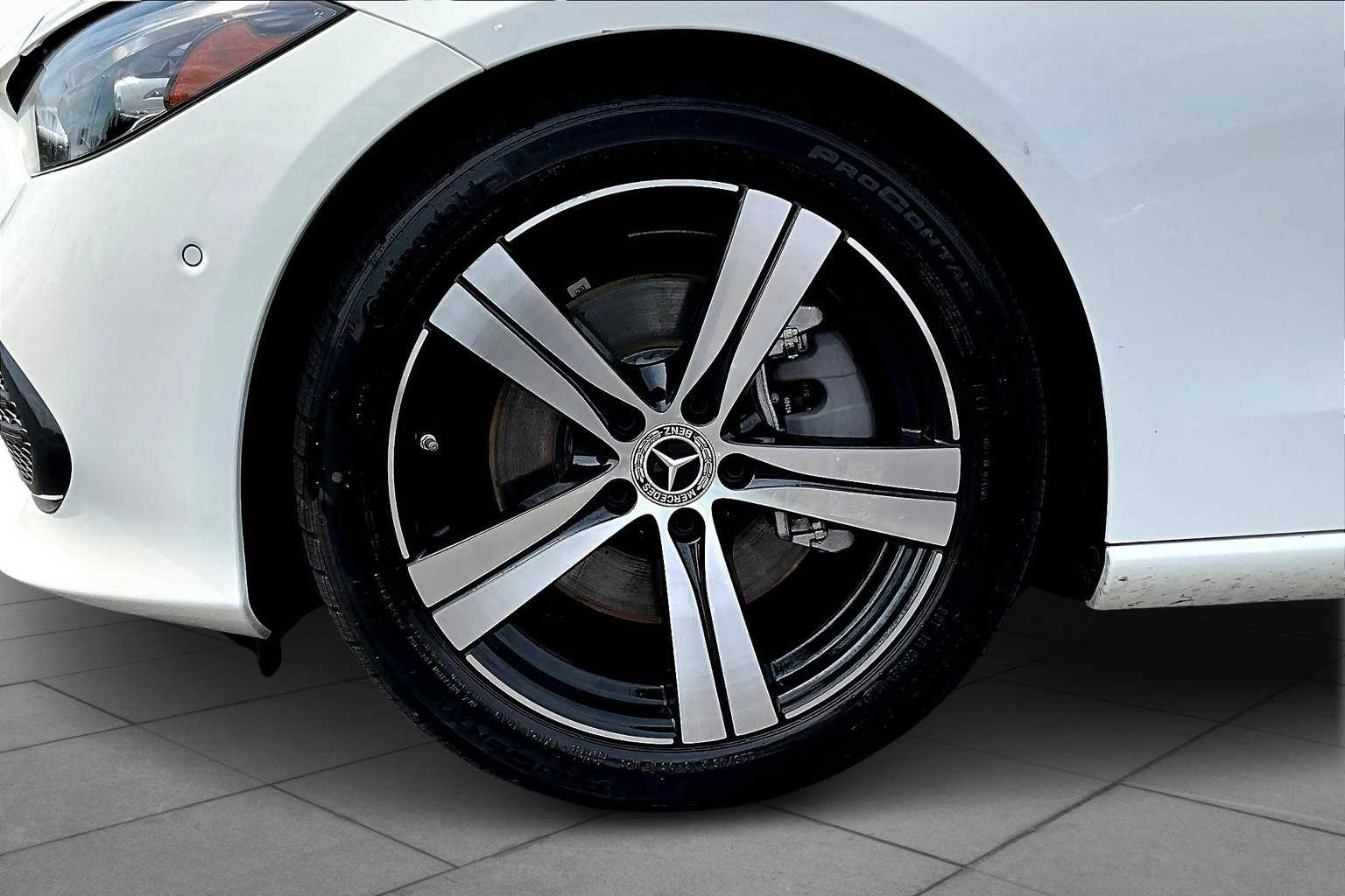 Image 9 of Certified Pre-Owned 2025 Mercedes-Benz C 300