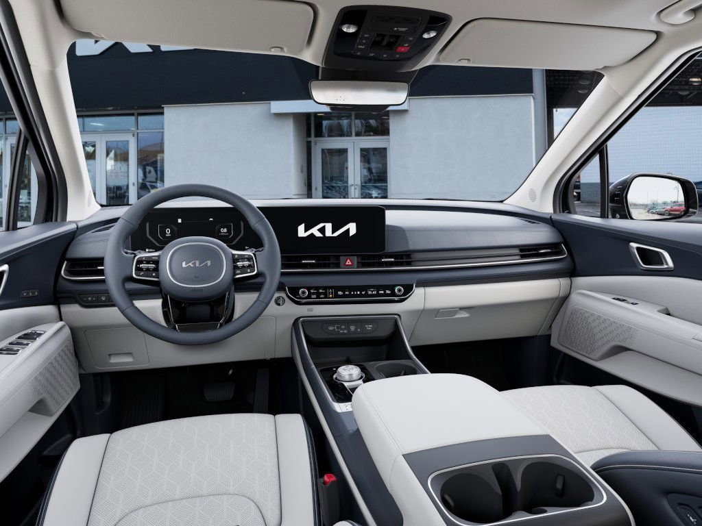2026 Kia Carnival SX photo 6