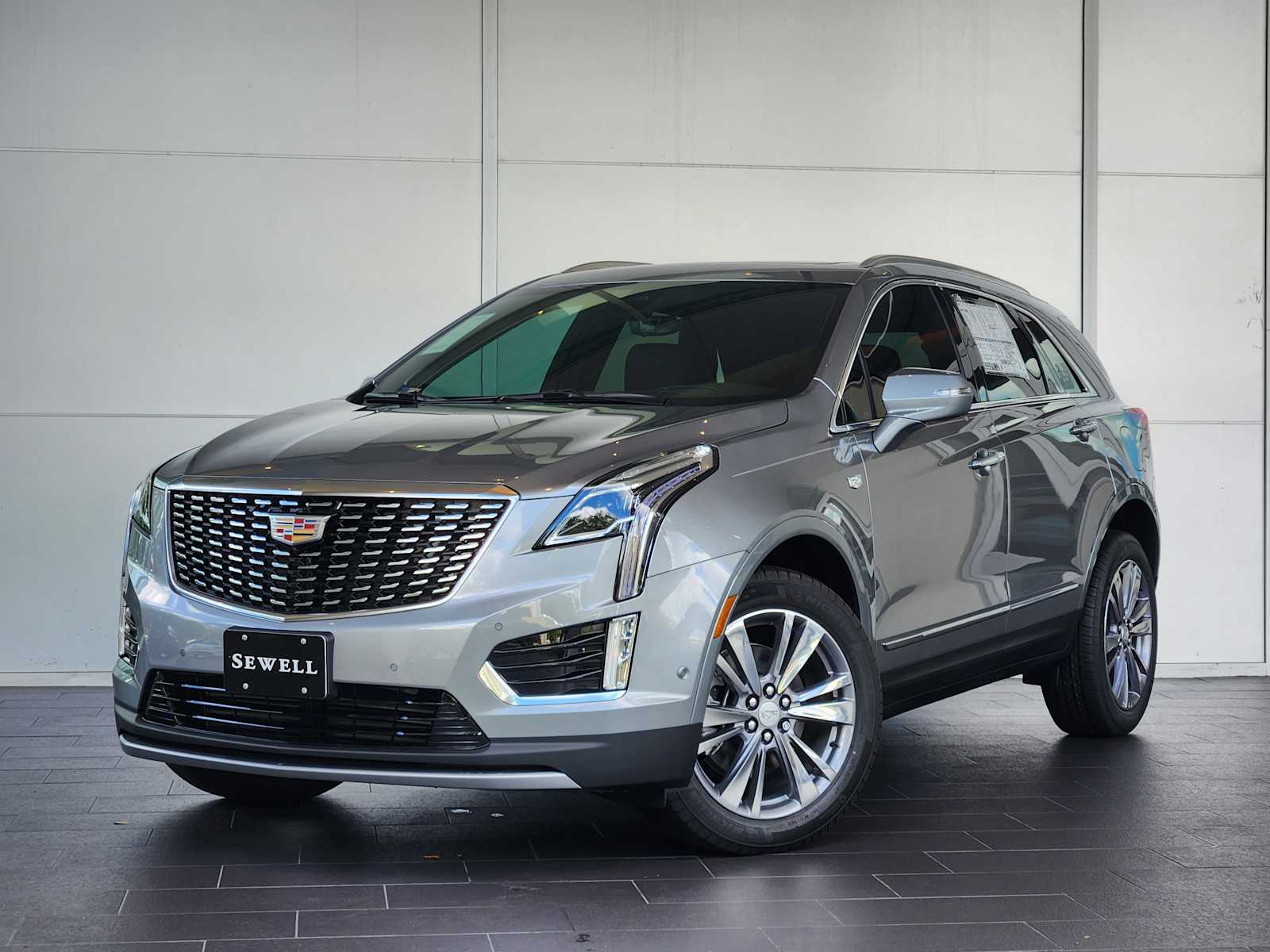 2025 Cadillac XT5 Premium Luxury's photo