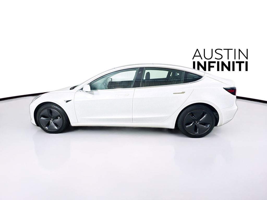 2020 Tesla Model 3 Standard Range Plus photo 3