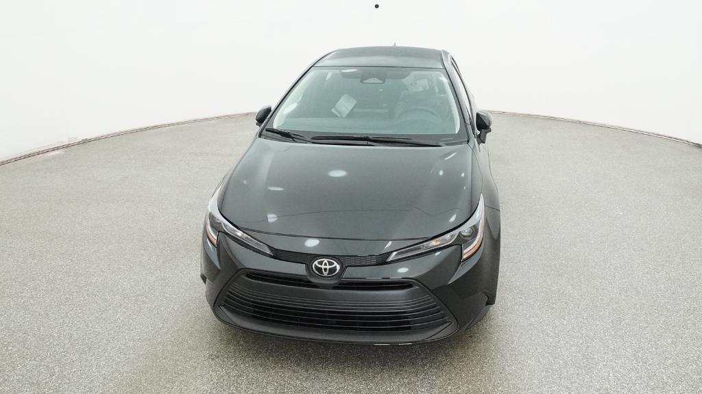 2025 Toyota Corolla LE photo 2