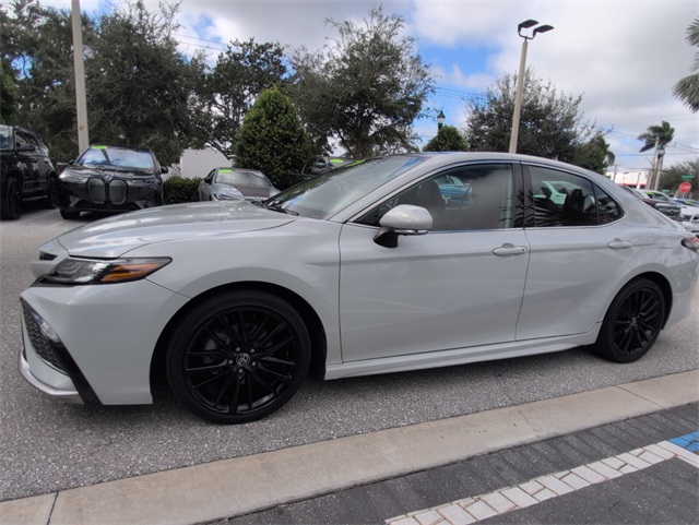 2022 Toyota Camry XSE photo 4