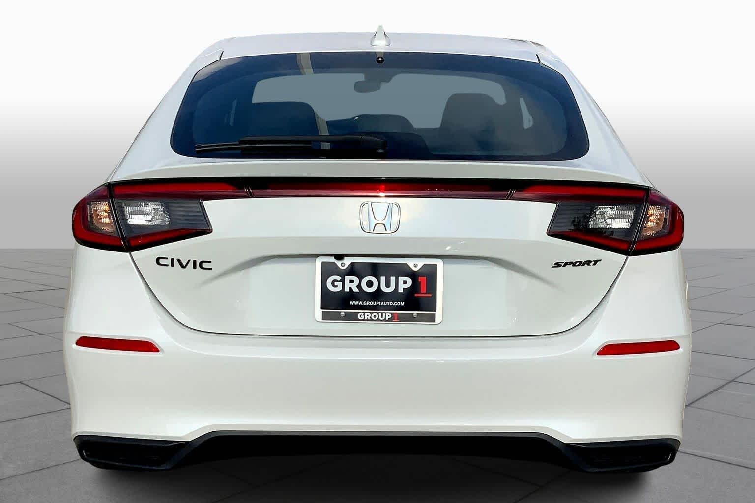 2026 Honda Civic Hatchback Sport photo 4