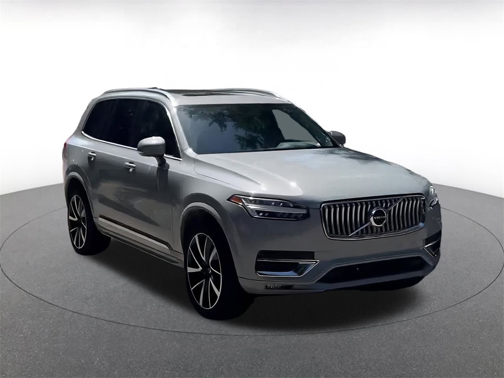 2024 Volvo XC90 Plus photo 2