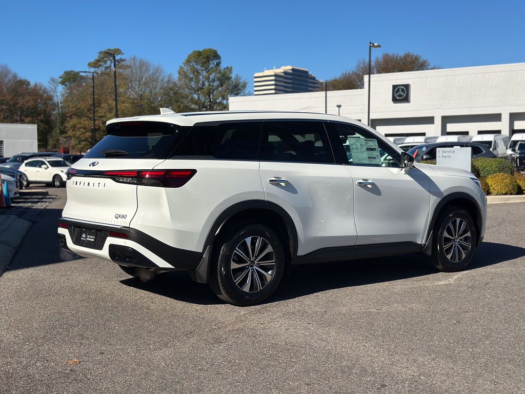2025 Infiniti QX60 Pure photo 11