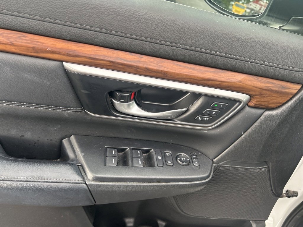 2022 Honda CR-V Hybrid EX-L photo 18
